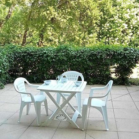 Charmant Studio Avec Terrasse Et Parking, Proche Plage Et Port - Fr-1-551-25 La Rochelle  Kültér fotó